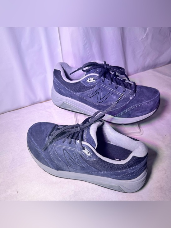New Balance Men’s Dark Navy Suede Athletic Trainers main image 6